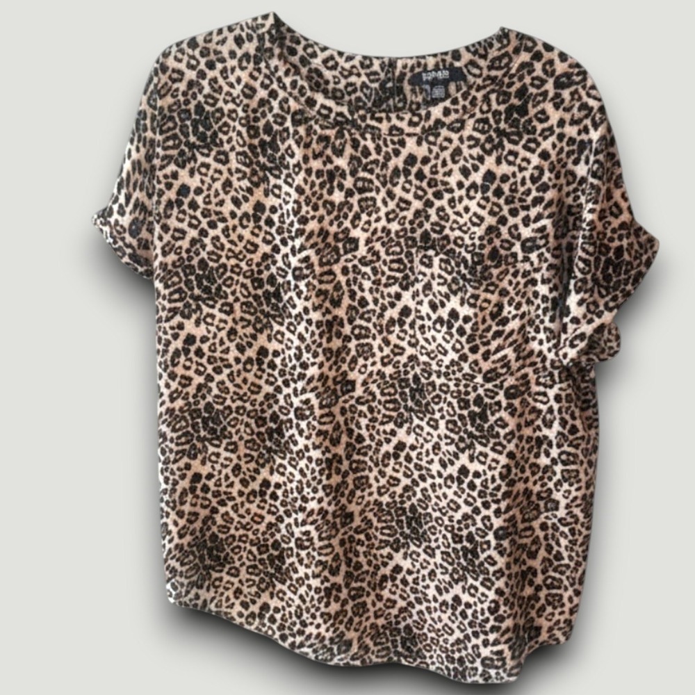 Buffalo David Bitton Blouse Womens M Tan Black Leopard Print Chic Safaricore - Picture 2 of 7